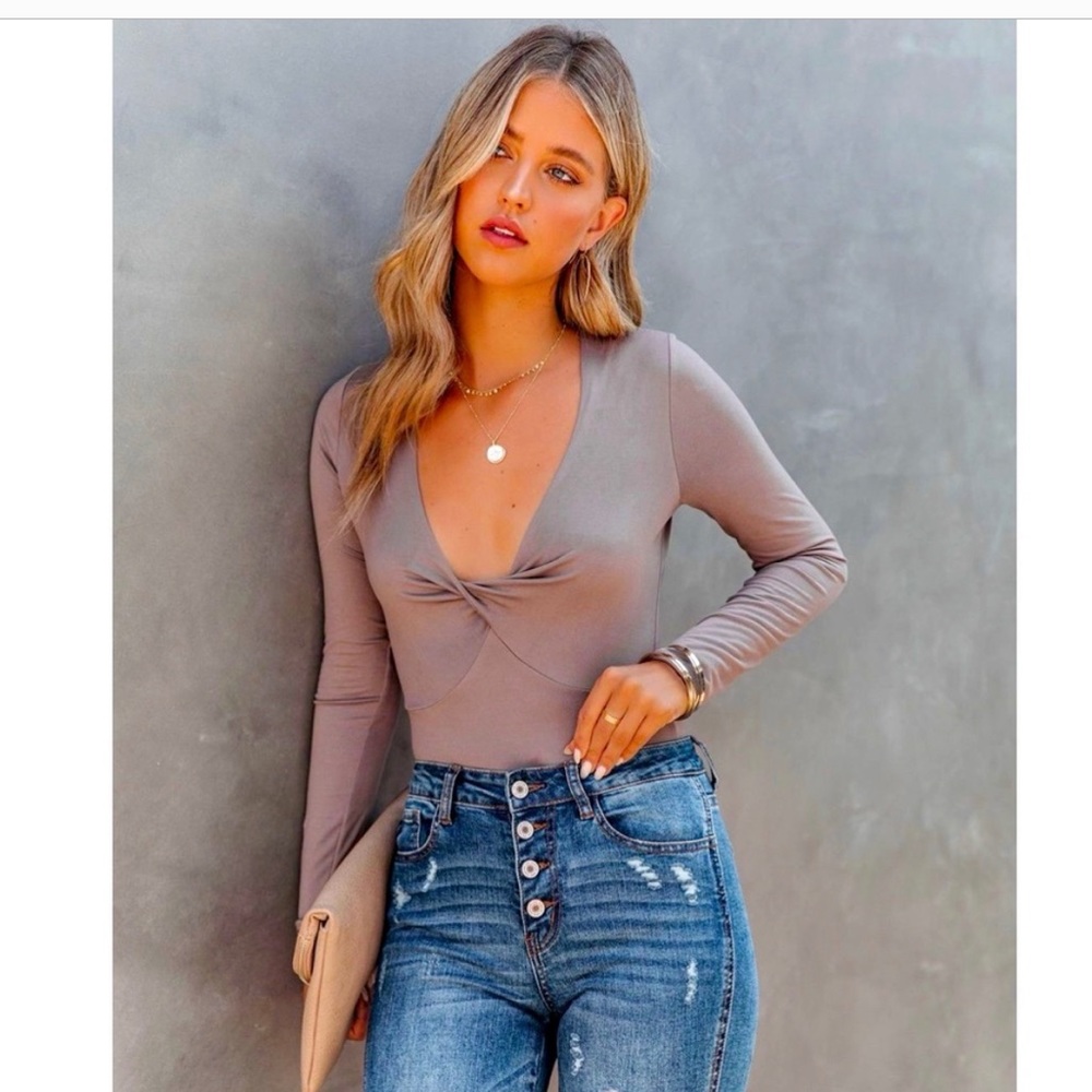 VICI body suit EUC SIZE MEDIUM
